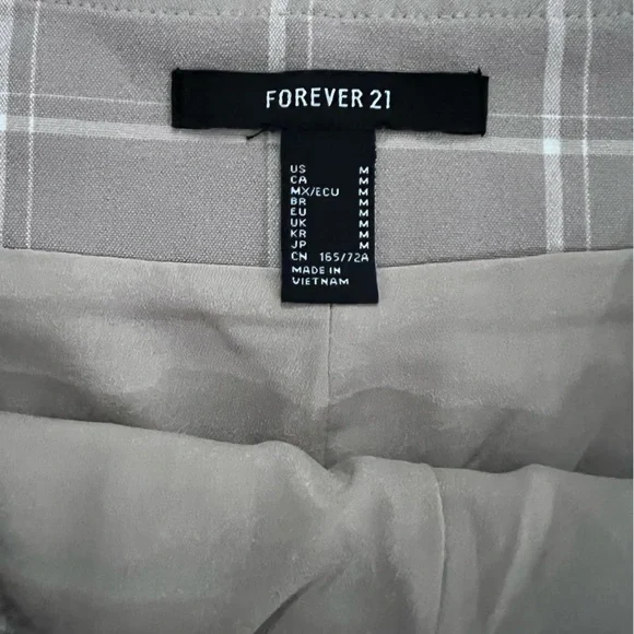 Short - Picture 3 of 3